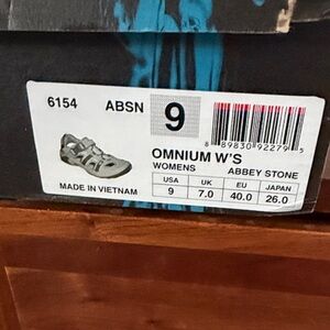 Teva Omnium W's Sandals in Abbey Stone (Gray)